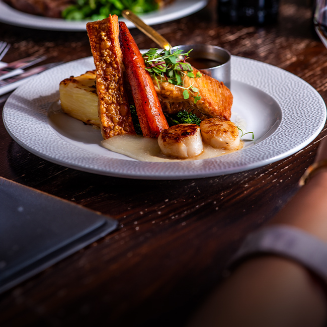 Explore our great offers on Pub food at The Inn On The Lake